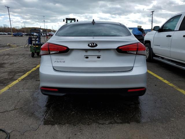 صورة رقم 6 من المزاد - 2017 KIA FORTE LX مع VIN 3KPFK4A77HE142016