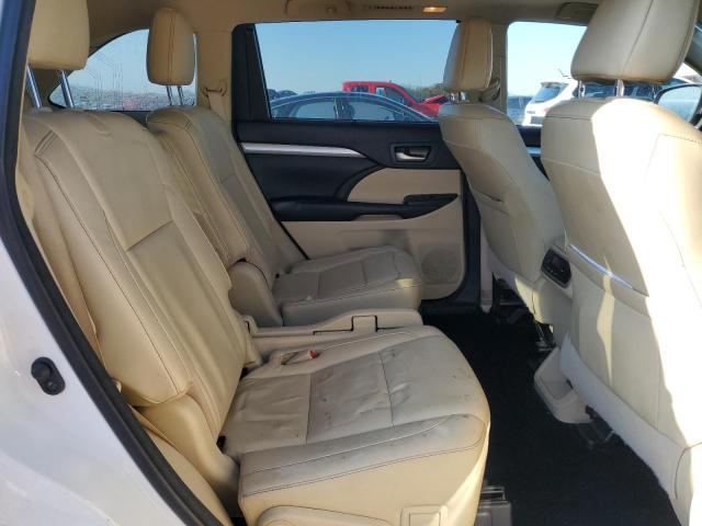 Photo 11 from auction – 2018 TOYOTA HIGHLANDER with VIN 5TDJZRFH8JS486096