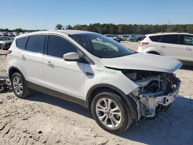 Photo 4 from auction – 2019 FORD ESCAPE SE with VIN 1FMCU0GD4KUB57905