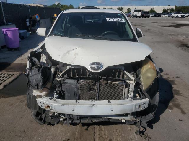 Photo 5 from auction – 2010 TOYOTA SCION XD with VIN JTKKU4B49A1006730