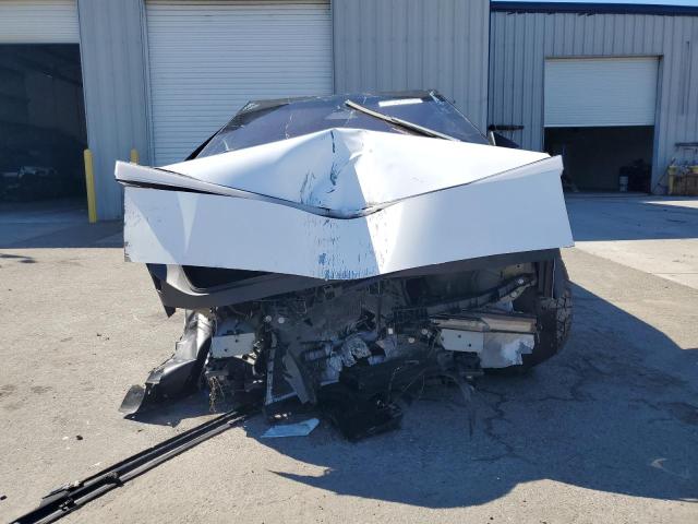 Photo 5 from auction – 2024 TESLA CYBERTRUCK with VIN 7G2CEHEE5RA011022