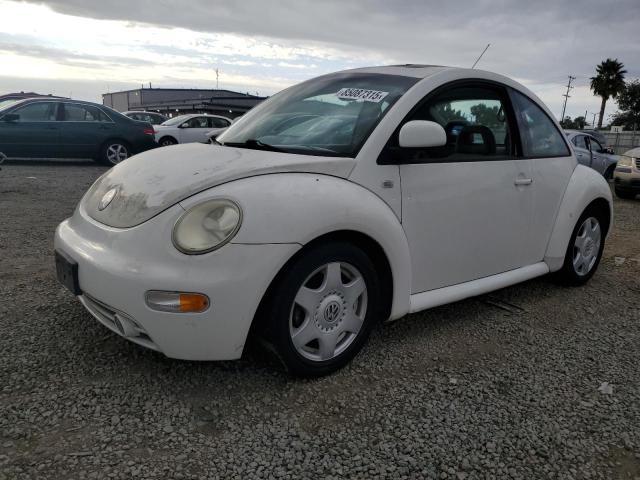 VOLK NEW BEETLE GLS 2000 z numerem VIN 3VWCC21C1YM404178 - Zdjęcie z aukcji