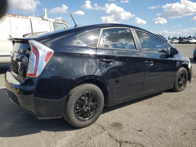 Photo 3 from auction – 2015 TOYOTA PRIUS with VIN JTDKN3DU1F1996758