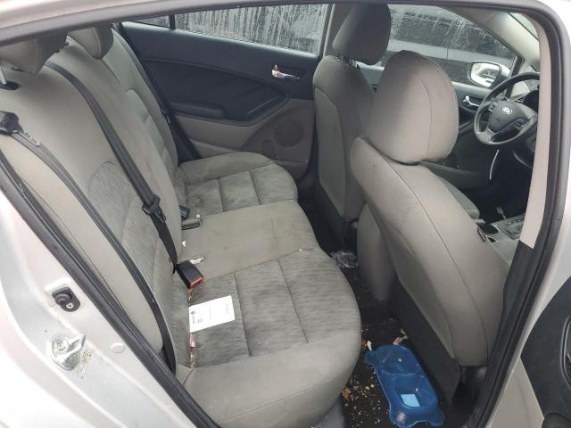 Photo 10 from auction – 2015 KIA FORTE LX with VIN KNAFK4A68F5379370