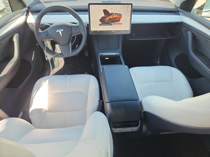 Photo 8 from auction – 2025 TESLA MODEL Y with VIN 7SAYGDEE8SA366657