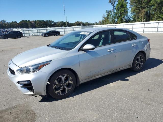 KIA FORTE FE 2021 with VIN 3KPF24AD7ME325688 - Photo from auction