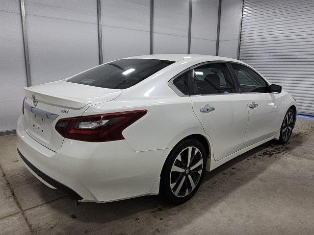 Photo 3 from auction – 2017 NISSAN ALTIMA 2.5 with VIN 1N4AL3AP4HC288713