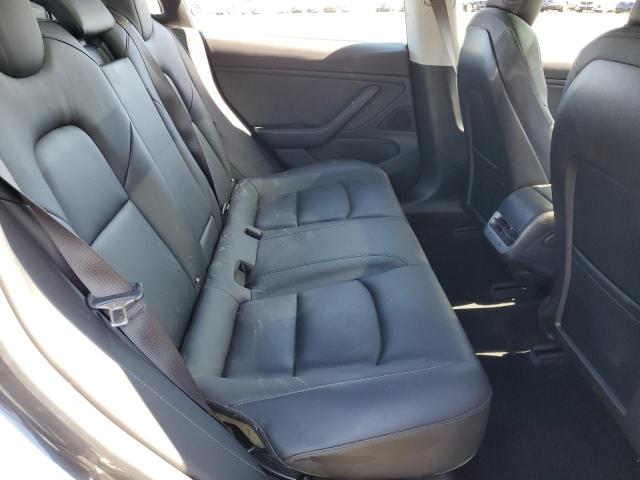 Photo 10 from auction – 2018 TESLA MODEL 3 with VIN 5YJ3E1EA5JF049865