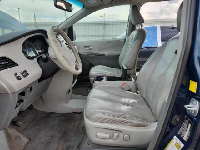 Photo 7 from auction – 2011 TOYOTA SIENNA XLE with VIN 5TDYK3DC4BS053562