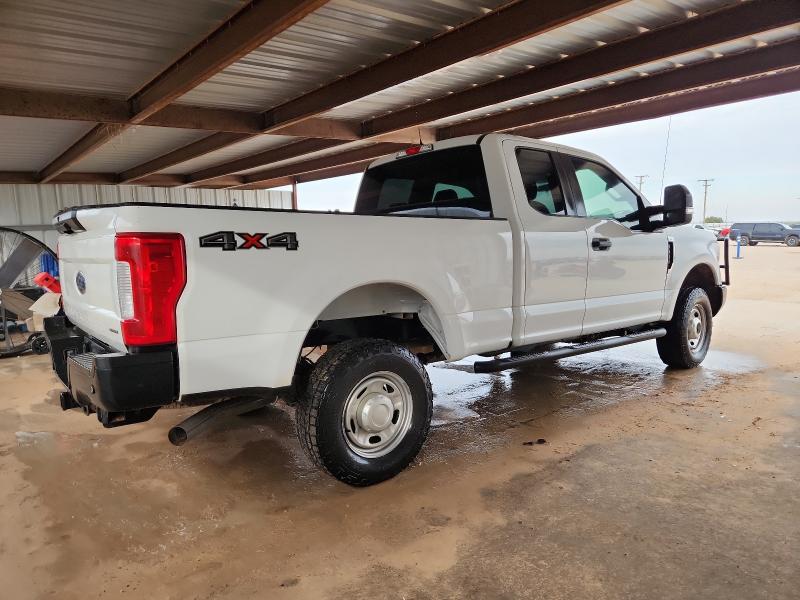 Photo 3 from auction – 2019 FORD F250 SUPER with VIN 1FT7X2B69KEE68337