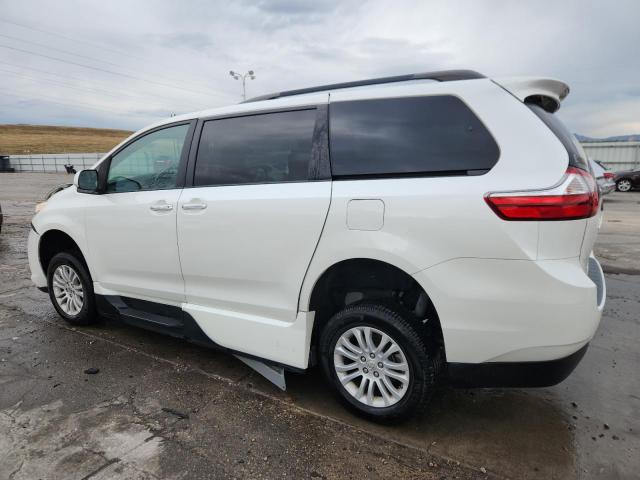 Photo 2 from auction – 2015 TOYOTA SIENNA XLE with VIN 5TDYK3DC6FS576944