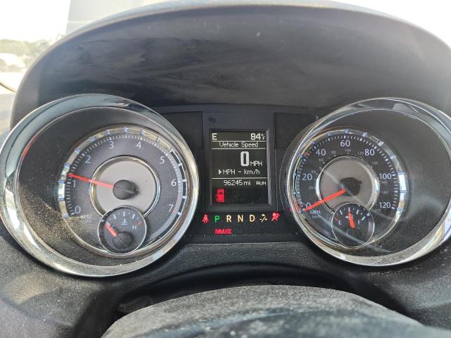 Photo 9 from auction – 2016 CHRYSLER TOWN & COU with VIN 2C4RC1CGXGR284525