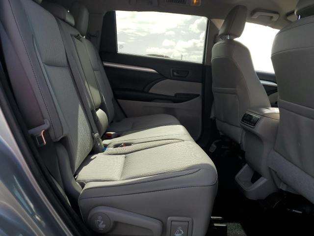 صورة رقم 11 من المزاد - 2017 TOYOTA HIGHLANDER LE مع VIN 5TDZZRFH7HS209940