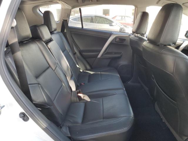 Photo 10 from auction – 2018 TOYOTA RAV4 LE with VIN 2T3BFREV9JW724928
