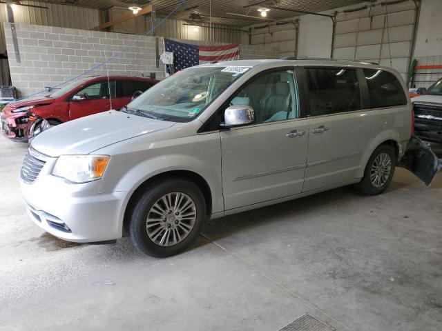CHRYSLER TOWN & COU 2011 with VIN 2A4RR6DG0BR610264 - Photo from auction