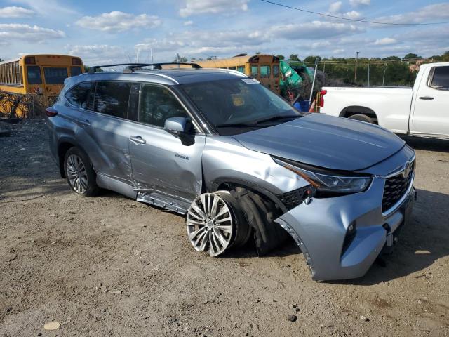 Photo 4 from auction – 2021 TOYOTA HIGHLANDER with VIN 5TDEBRCH7MS017953