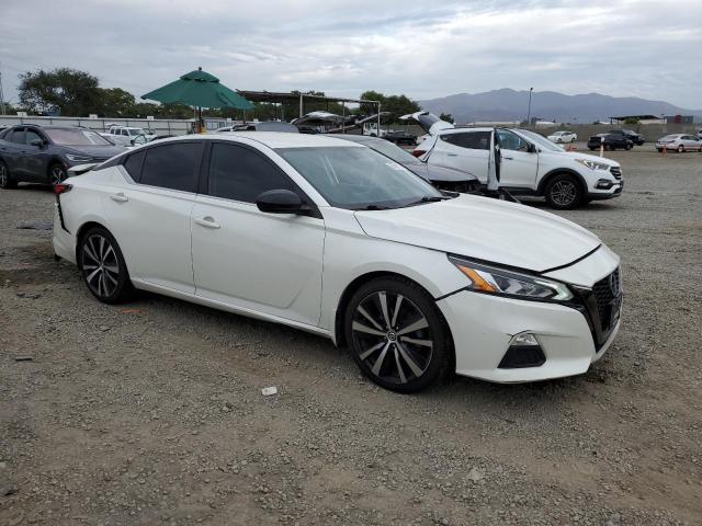 Photo 4 from auction – 2019 NISSAN ALTIMA SR with VIN 1N4BL4CV2KC221590