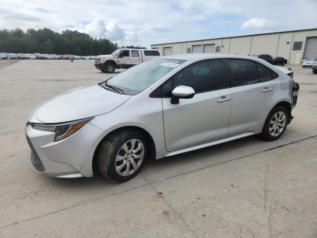 TOYOTA COROLLA LE 2020 with VIN 5YFEPRAE8LP099631 - Photo from auction