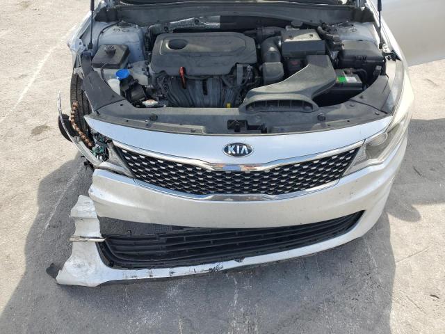 Photo 11 from auction – 2017 KIA OPTIMA EX with VIN 5XXGU4L30HG132833