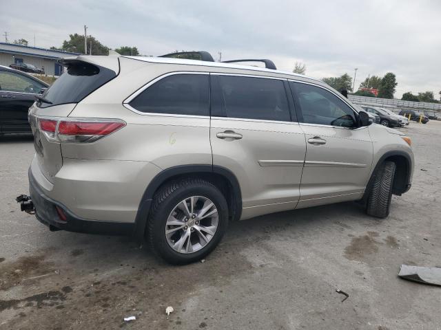 Photo 3 from auction – 2015 TOYOTA HIGHLANDER XLE with VIN 5TDJKRFH9FS095180