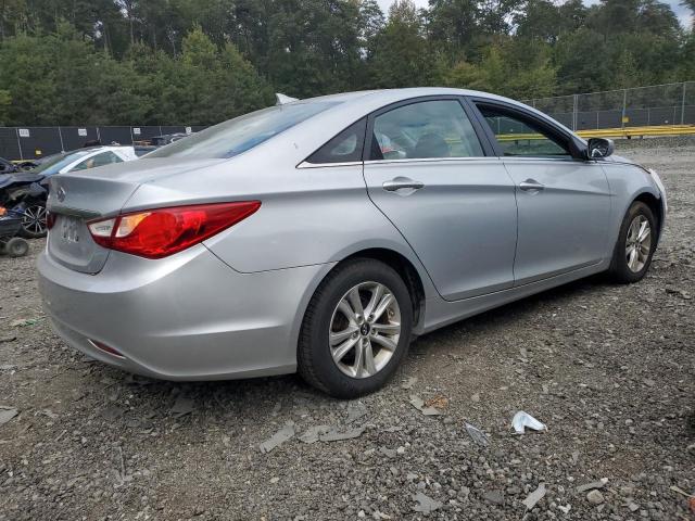 Photo 3 from auction – 2013 HYUNDAI SONATA GLS with VIN 5NPEB4AC2DH676684