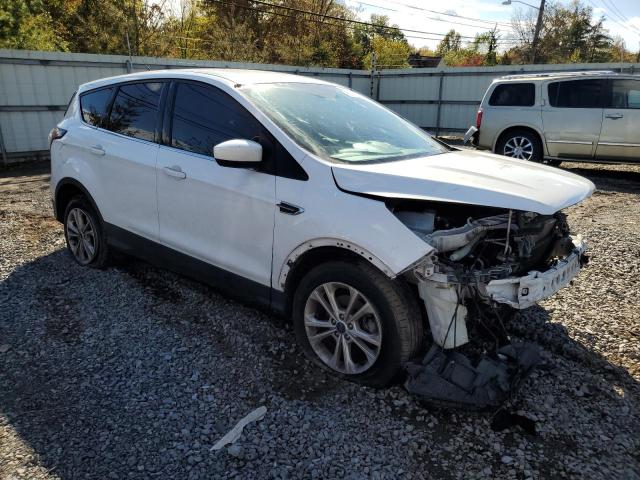 Photo 4 from auction – 2017 FORD ESCAPE SE with VIN 1FMCU0GD5HUB53922