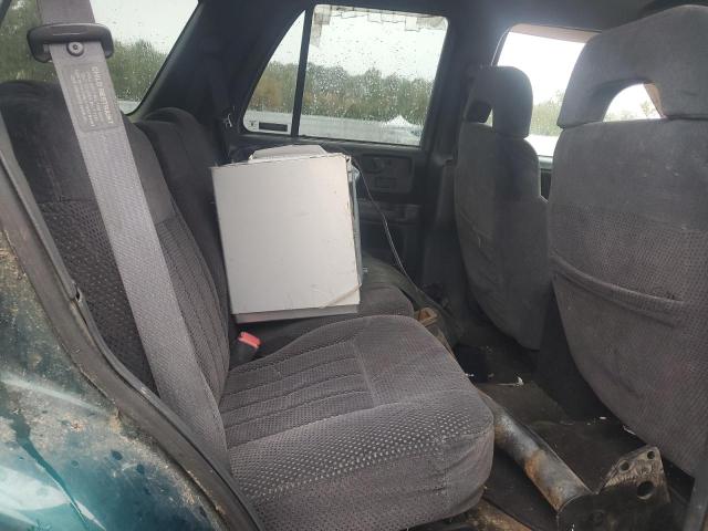 Photo 11 from auction – 1997 CHEVROLET BLAZER with VIN 1GNDT13W0V2241834