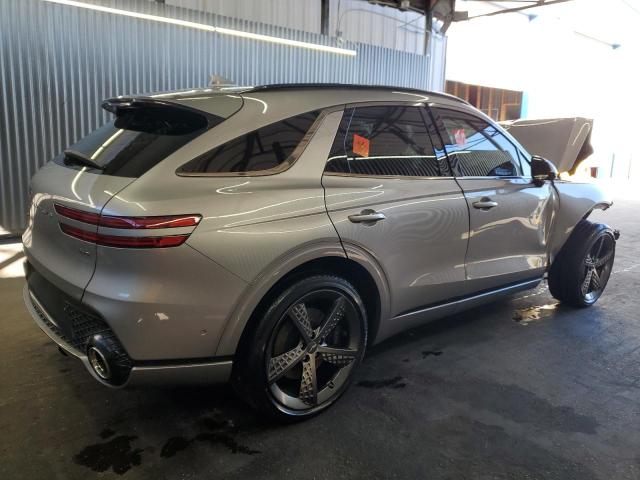 Photo 3 from auction – 2023 GENESIS GV70 BASE with VIN KMUMADTB9PU123931