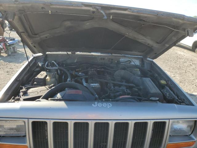 Photo 11 from auction – 2001 JEEP CHEROKEE S with VIN 1J4FF48S11L556818