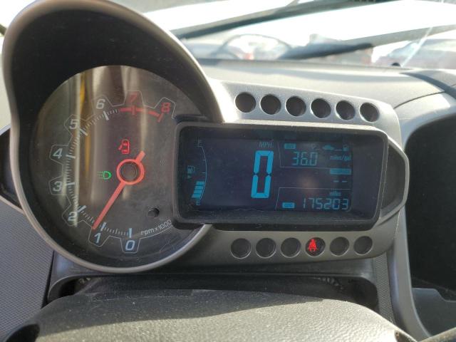 Zdjęcie 9 z aukcji – 2015 CHEVROLET SONIC LS z VIN 1G1JB5SG3F4119595
