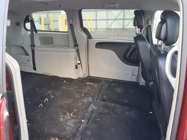 Photo 11 from auction – 2015 CHRYSLER TOWN & COU with VIN 2C4RC1BG2FR739402
