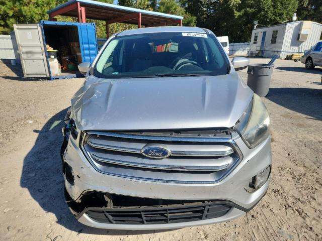 Photo 5 from auction – 2017 FORD ESCAPE SE with VIN 1FMCU0G97HUC81221