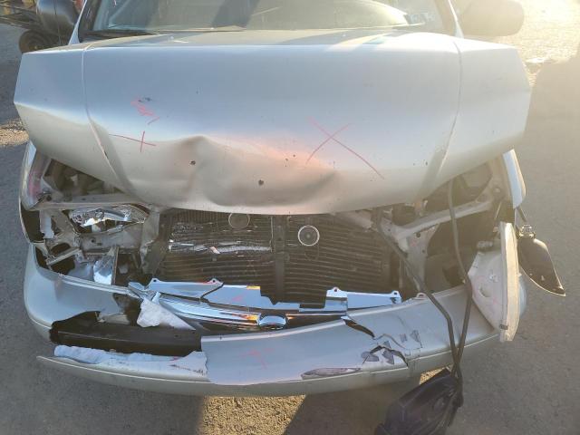 Photo 12 from auction – 2000 TOYOTA SIENNA LE with VIN 4T3ZF13C6YU279558