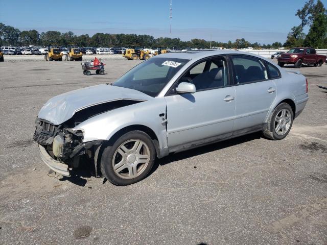VOLKSWAGEN PASSAT GLX 2000 with VIN WVWPD23B6YE187013 - Photo from auction