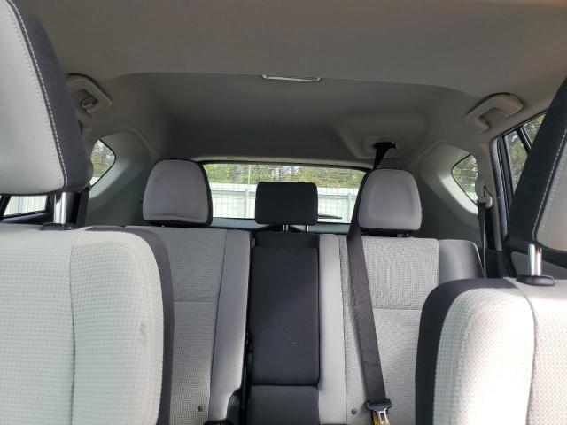 Photo 10 from auction – 2017 TOYOTA RAV4 XLE with VIN JTMRFREV0HJ129117