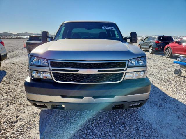 Photo 5 from auction – 2004 CHEVROLET SILVERADO with VIN 1GCHK23124F125369