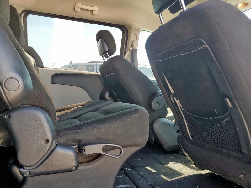 Photo 11 from auction – 2015 DODGE GRAND CARAVAN SE with VIN 2C4RDGBG9FR737601