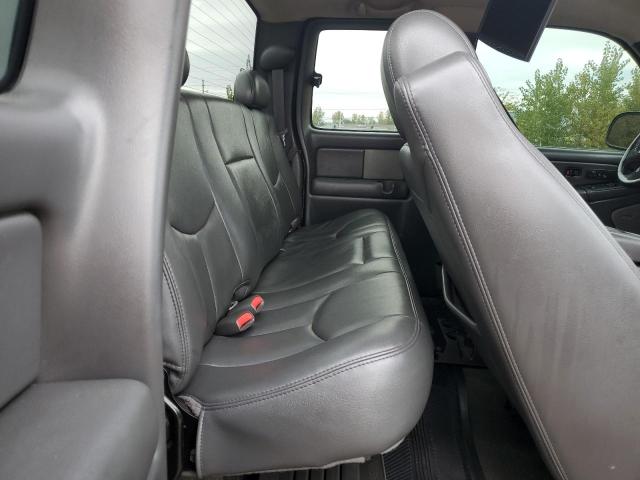 Photo 10 from auction – 2005 CHEVROLET SILVERADO with VIN 1GCEK19B15Z142161