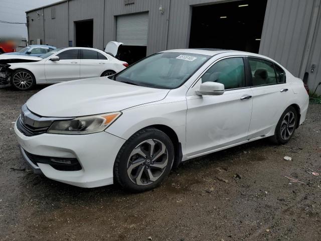 HONDA ACCORD EX 2017 with VIN 1HGCR2F76HA129161 - Photo from auction