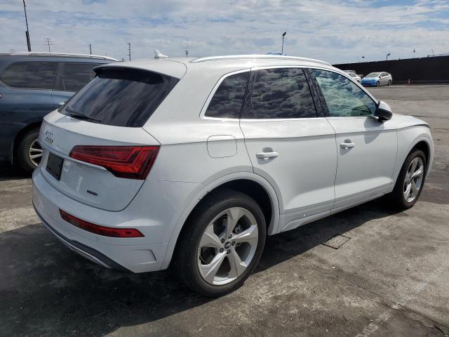 Photo 3 from auction – 2021 AUDI Q5 PREMIUM with VIN WA1BAAFY4M2012696
