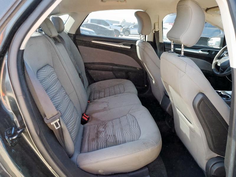 Photo 10 from auction – 2016 FORD FUSION S with VIN 3FA6P0G77GR198794