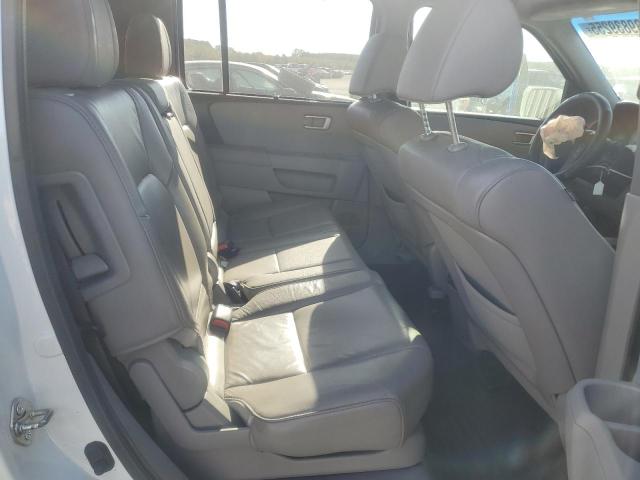 Photo 10 from auction – 2015 HONDA PILOT TOUR with VIN 5FNYF4H90FB044201