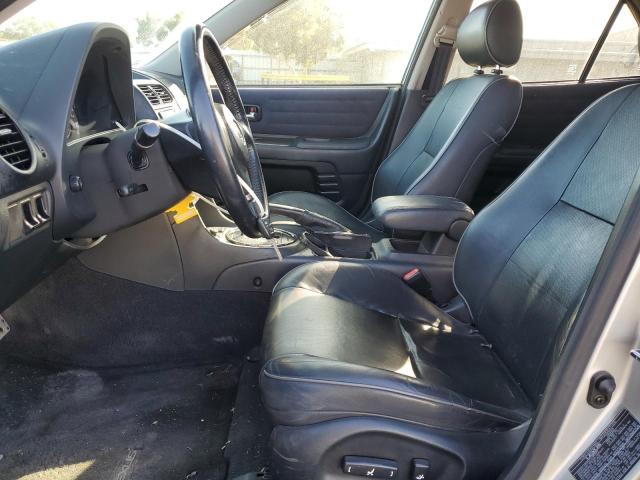Photo 7 from auction – 2002 LEXUS IS 300 with VIN JTHBD192220057051