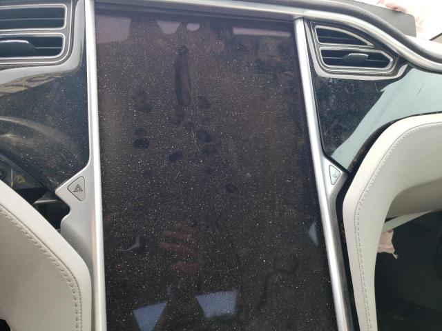 Photo 9 from auction – 2015 TESLA MODEL S 85 with VIN 5YJSA1H2XFFP79872