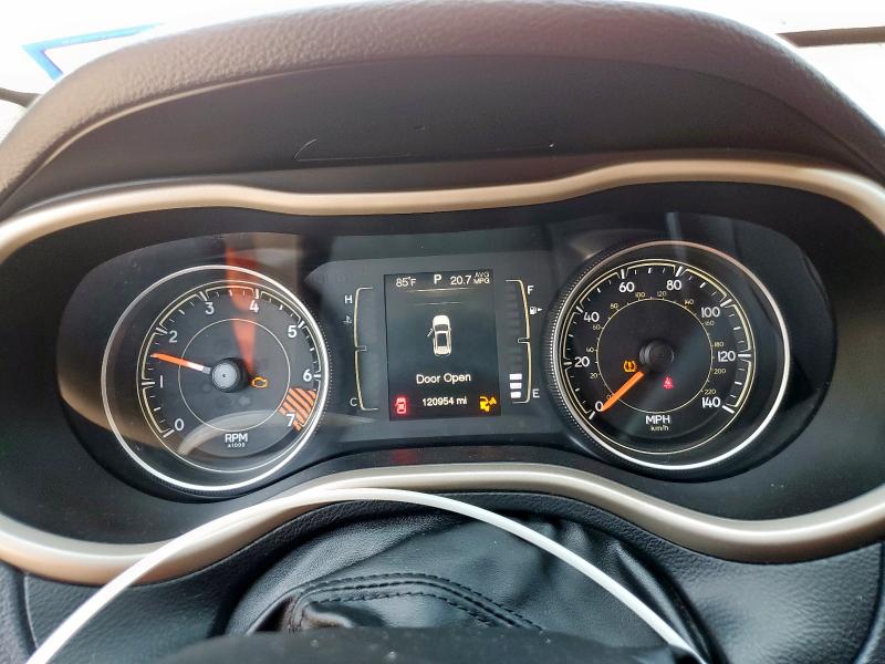 Photo 9 from auction – 2015 JEEP CHEROKEE S with VIN 1C4PJLAB4FW684408