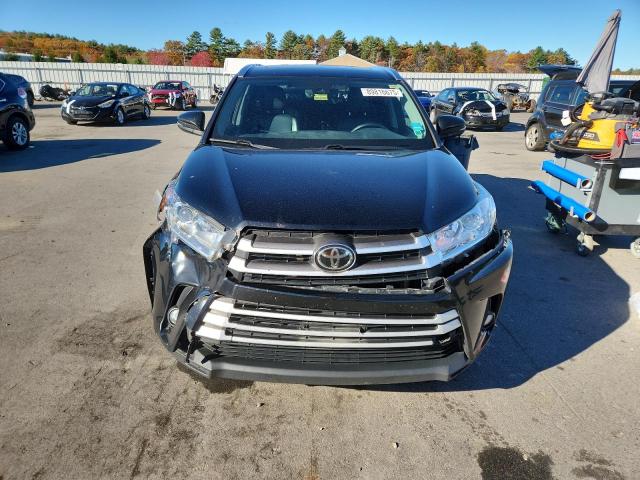 Photo 5 from auction – 2018 TOYOTA HIGHLANDER with VIN 5TDJZRFH4JS553857