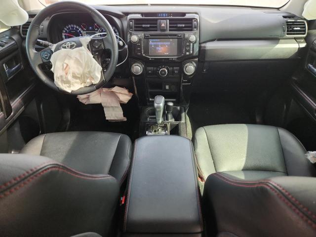 Photo 8 from auction – 2018 TOYOTA 4RUNNER SR with VIN JTEBU5JR0J5603019