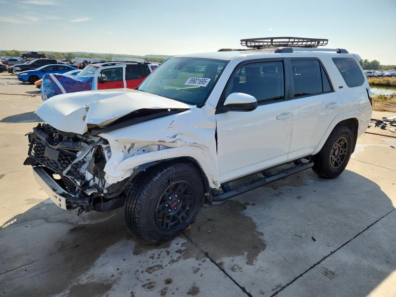 TOYOTA 4RUNNER 2021 with VIN JTEEU5JR1M5234625 - Photo from auction