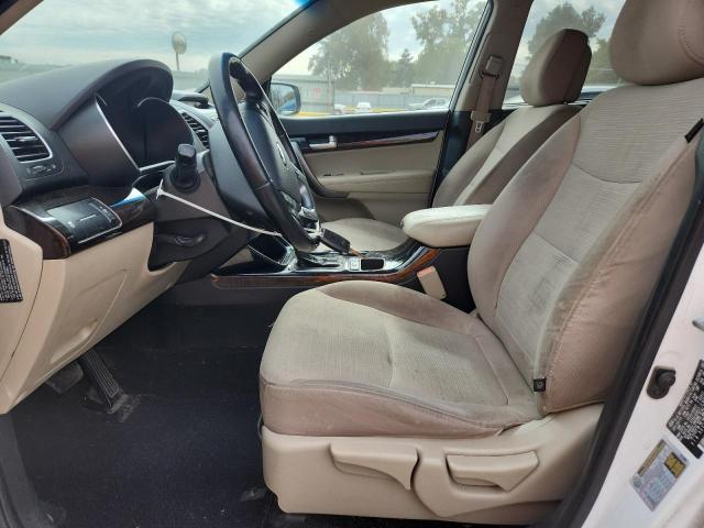 Photo 7 from auction – 2014 KIA SORENTO with VIN 5XYKT4A61EG517688