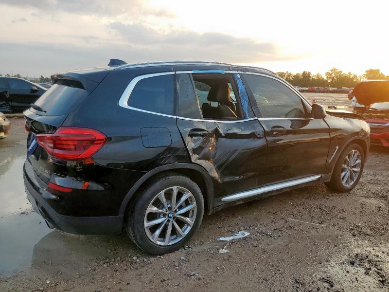Photo 3 from auction – 2019 BMW X3 SDRIVE3 with VIN 5UXTR7C54KLE88276